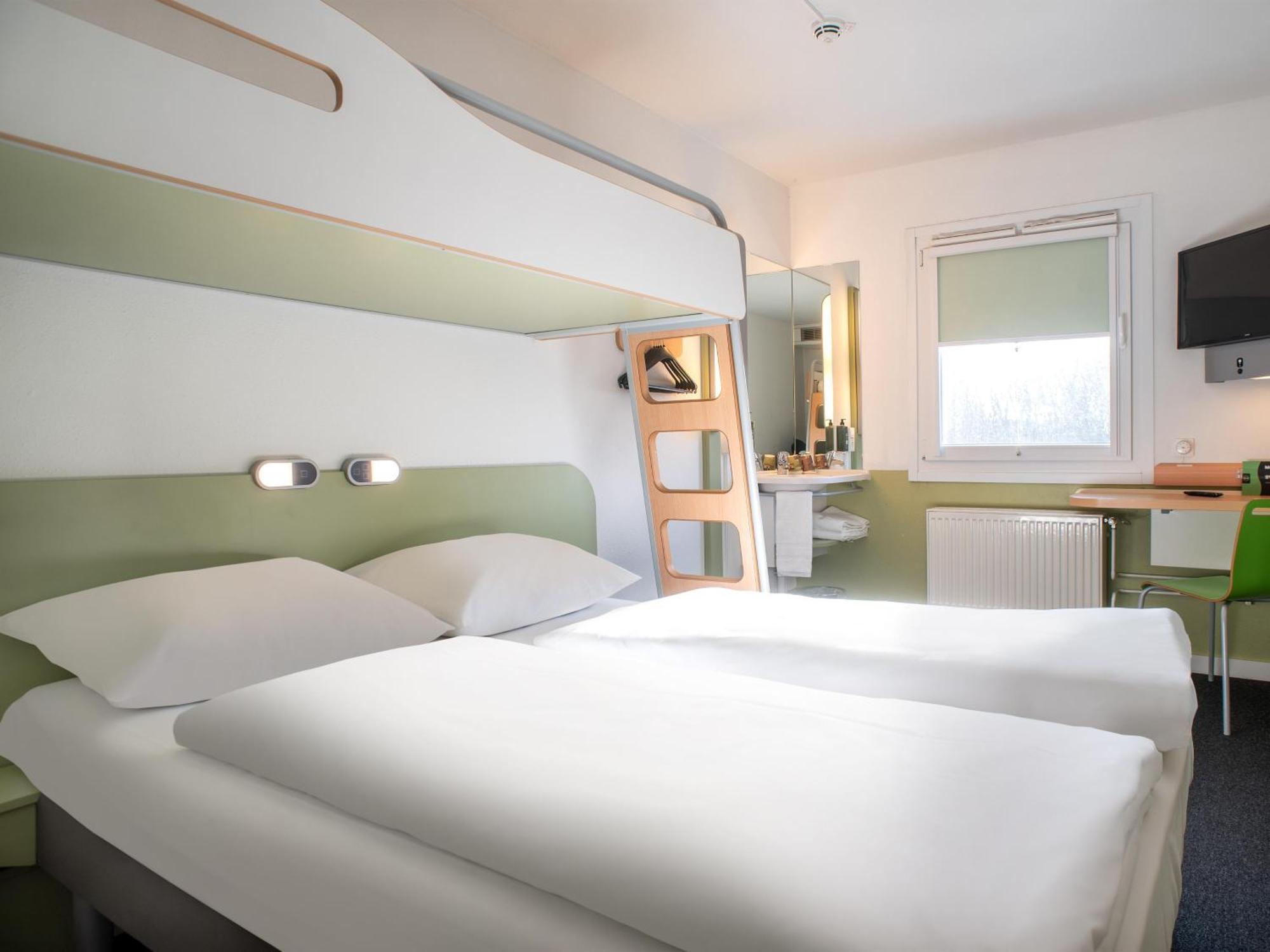 B&B Hotel Rostock-Broderstorf Exterior foto